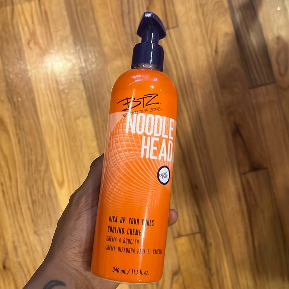 Btz noodle head curl creme